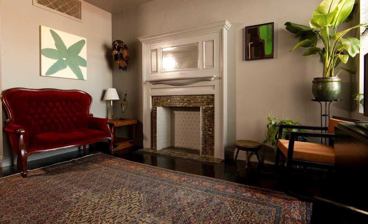 The Gallery House Hotel New York Room photo